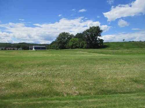 15 Copper Creek Reedsburg, WI 53959 - Photo 2 of 8