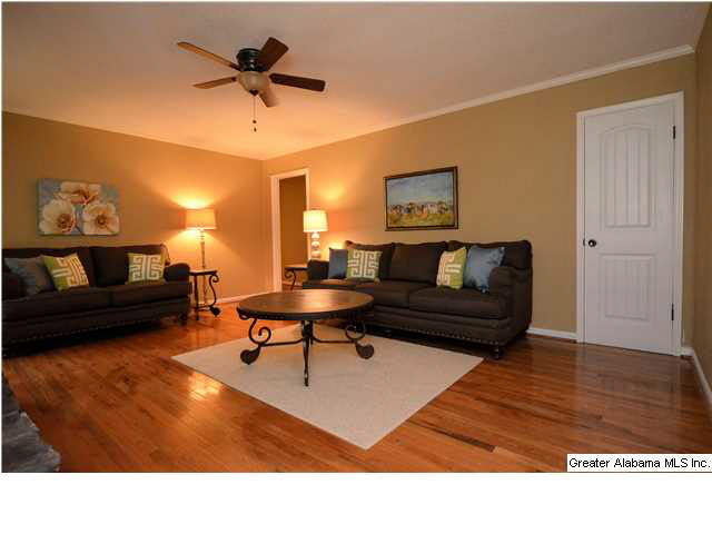 5830 Mockingbird Lane Pinson, AL 35126 - Photo 17 of 32
