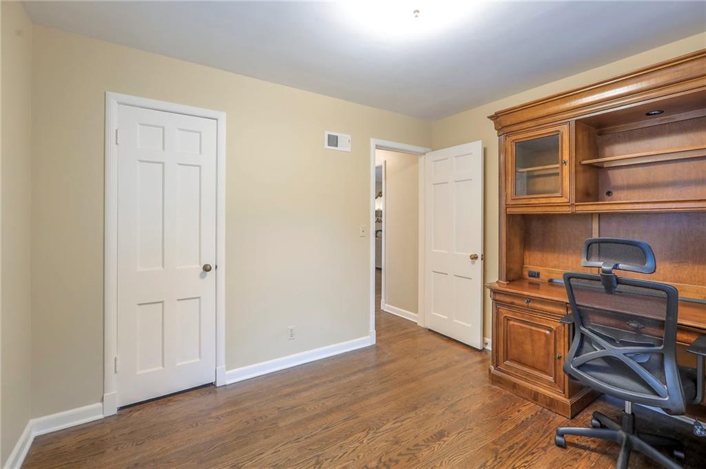 5401 Canterbury Road Fairway, KS 66205 - Photo 22 of 43