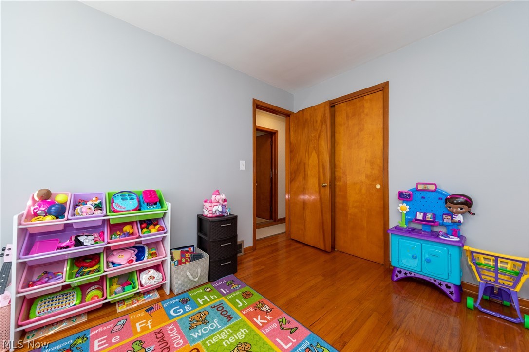 372 Clarmont Road Willowick, OH 44095 - Photo 13 of 33 Gallery Image 13