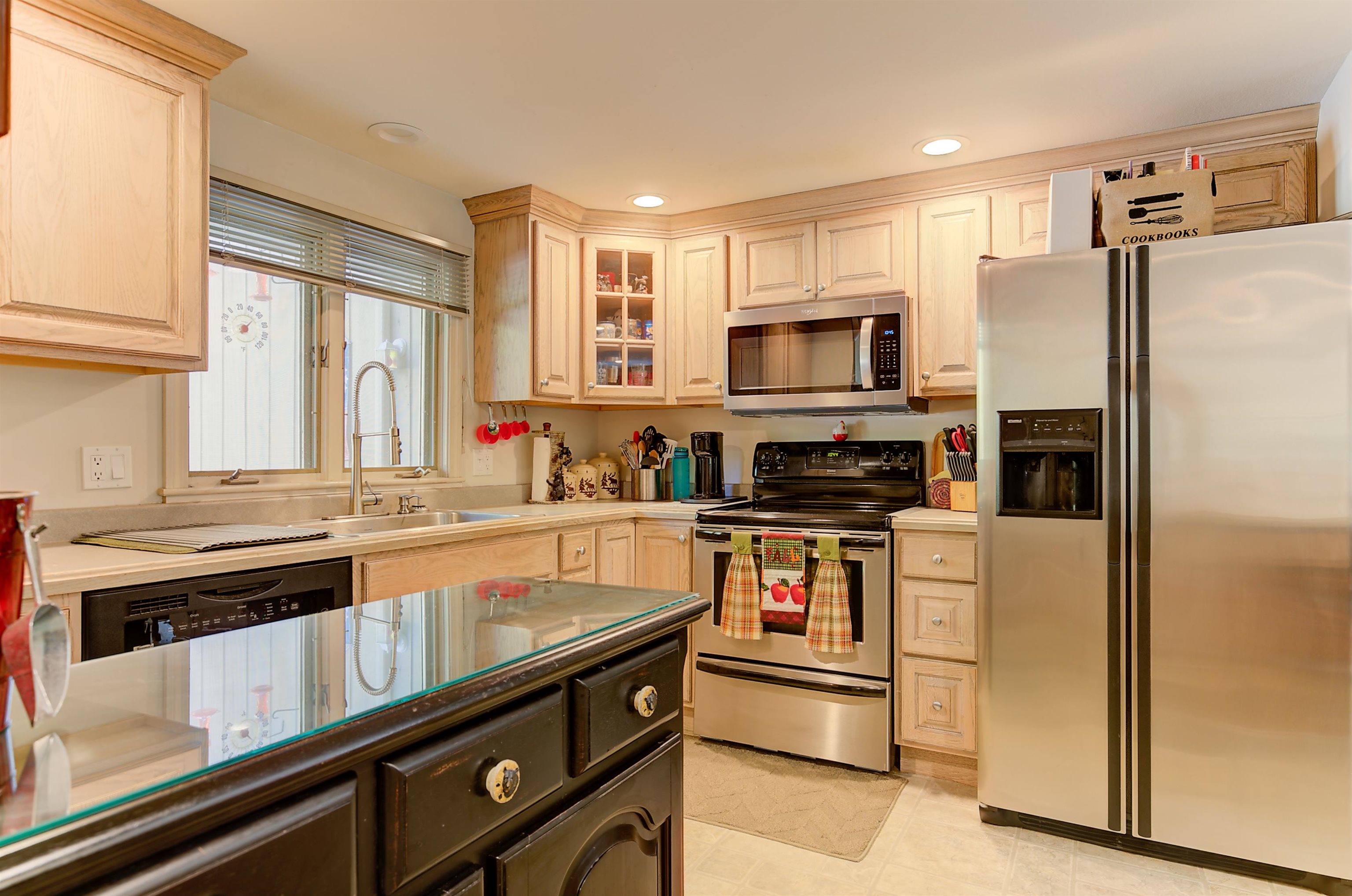 106 Vista View Road, Unit H5 Conway, NH 03860 - Photo 11 of 39 Gallery Image 11