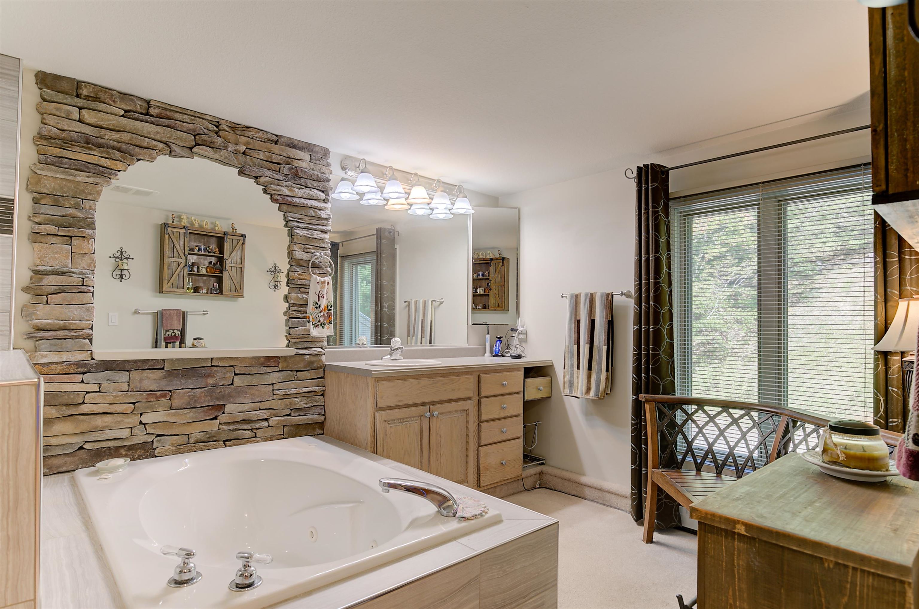 106 Vista View Road, Unit H5 Conway, NH 03860 - Photo 19 of 39 Gallery Image 19