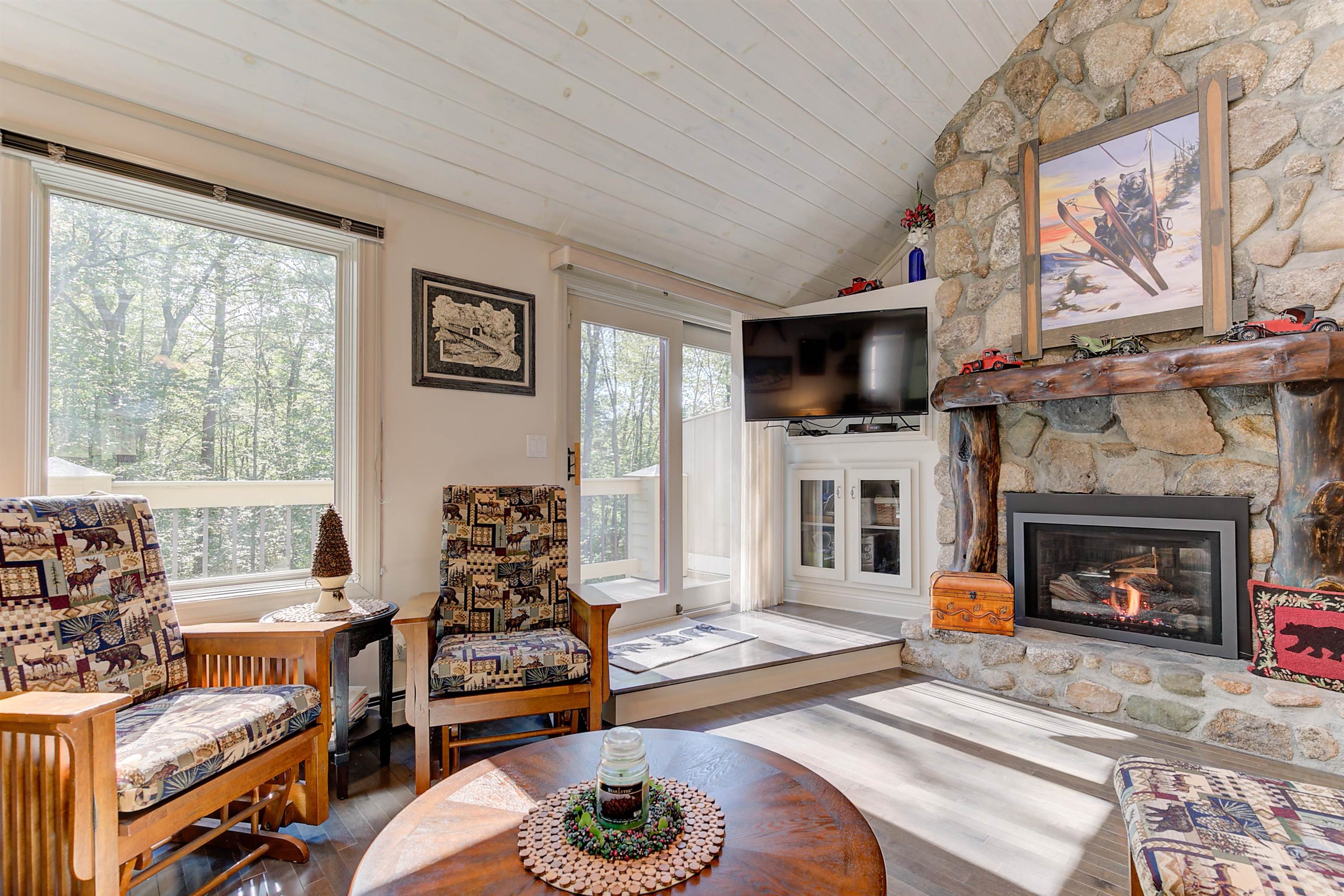 106 Vista View Road, Unit H5 Conway, NH 03860 - Photo 3 of 39 Gallery Image 3
