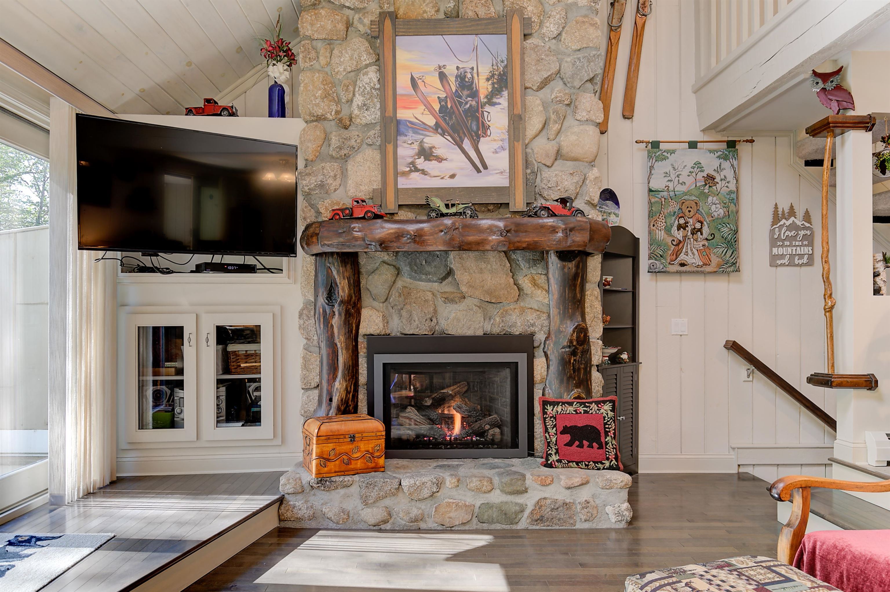 106 Vista View Road, Unit H5 Conway, NH 03860 - Photo 4 of 39 Gallery Image 4