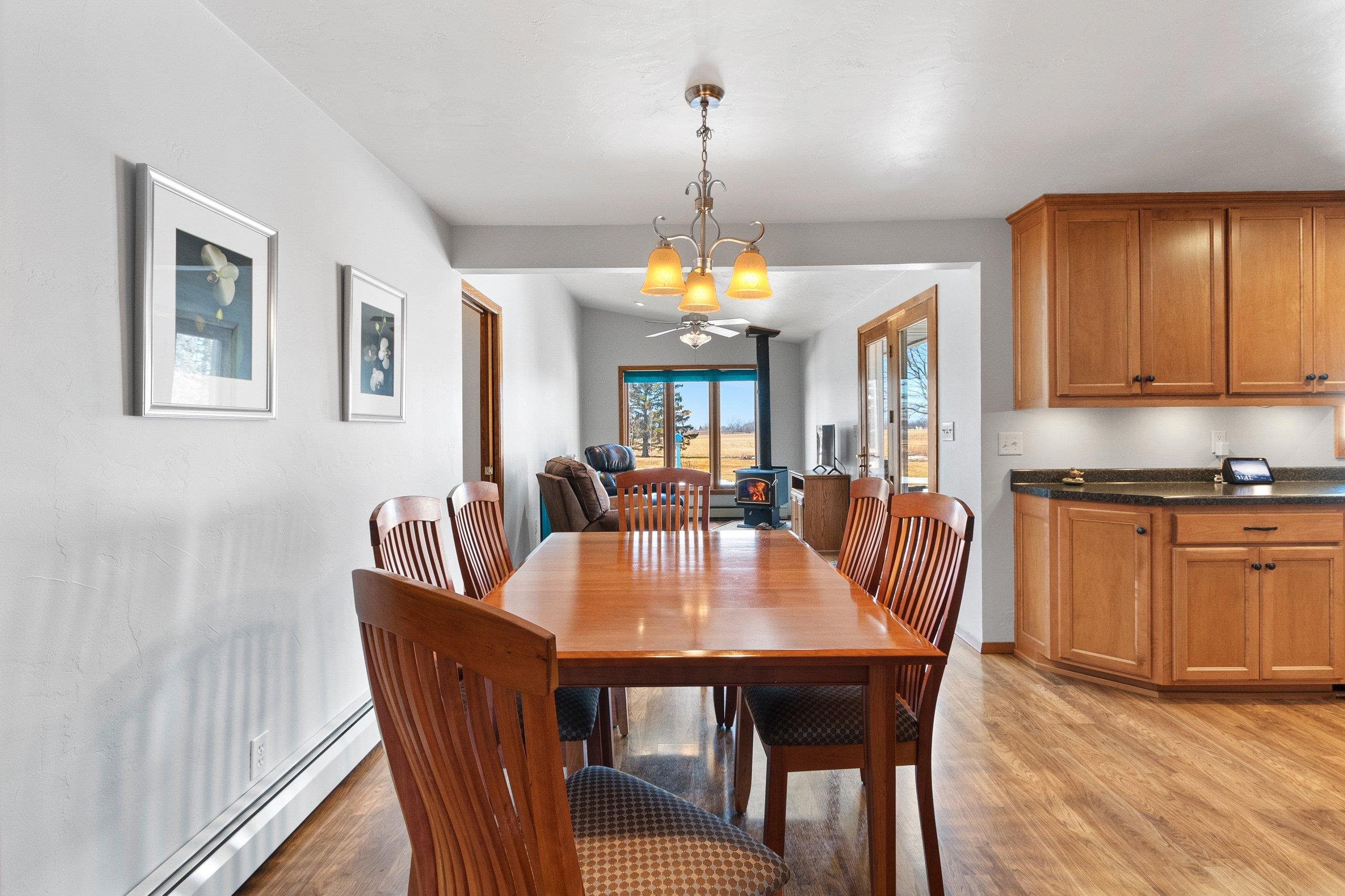 962 South Northview Road Green Bay, WI 54311 - Photo 11 of 68