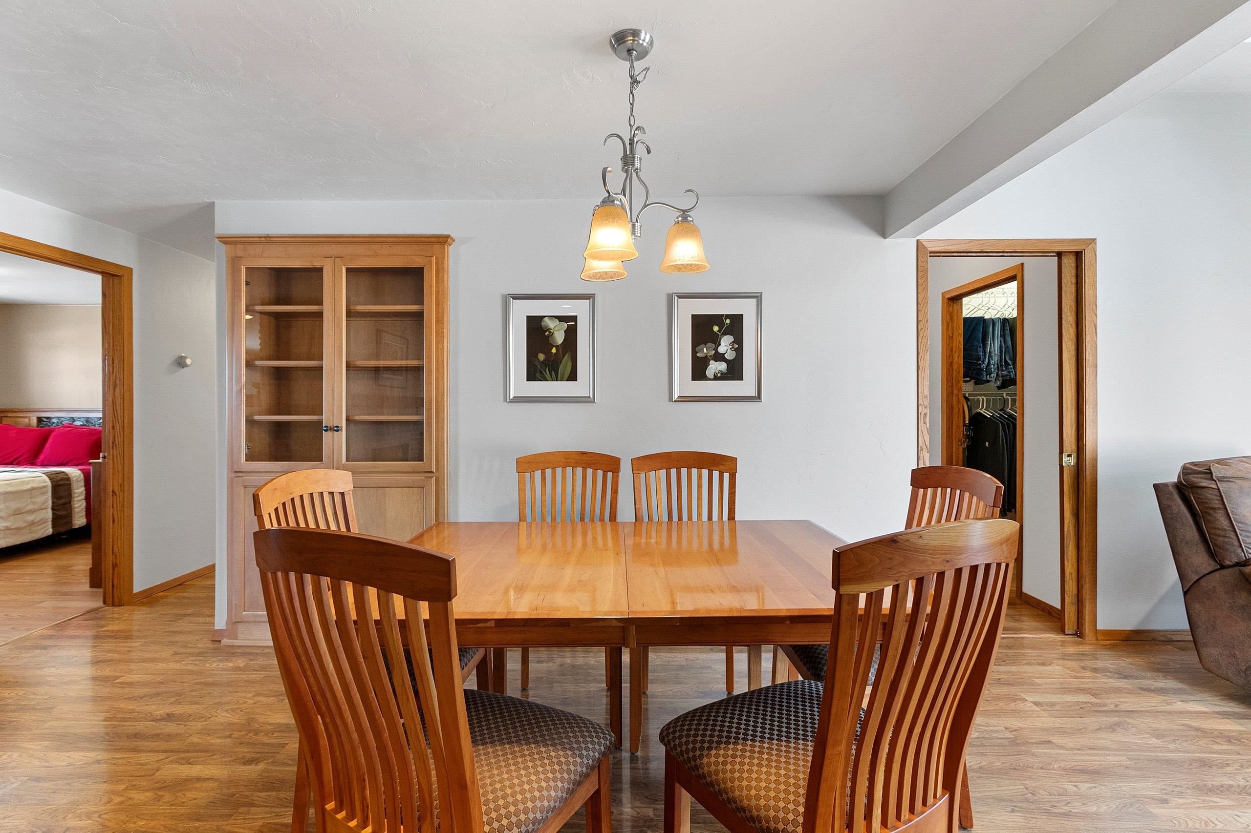 962 South Northview Road Green Bay, WI 54311 - Photo 12 of 68