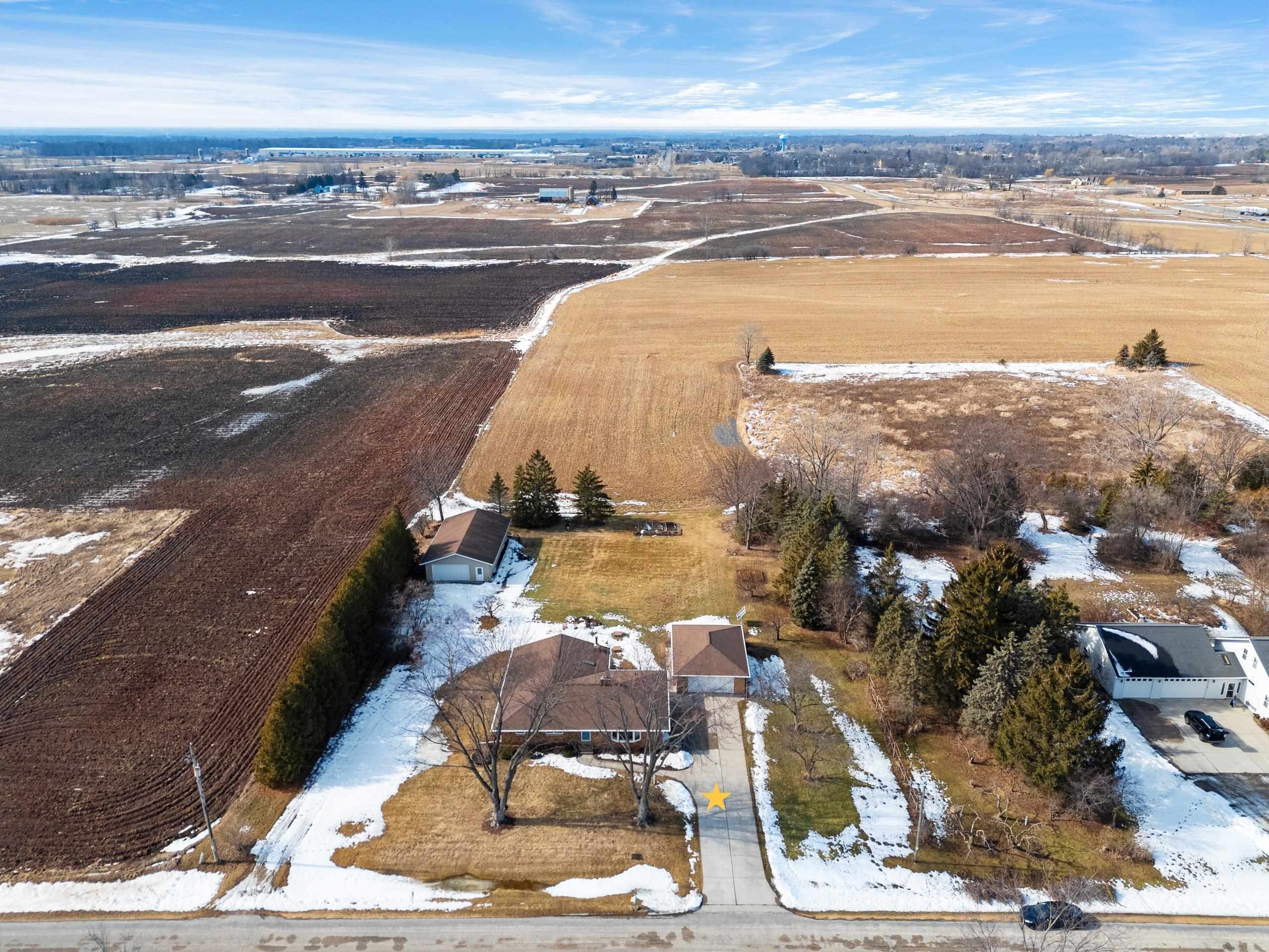 962 South Northview Road Green Bay, WI 54311 - Photo 56 of 68