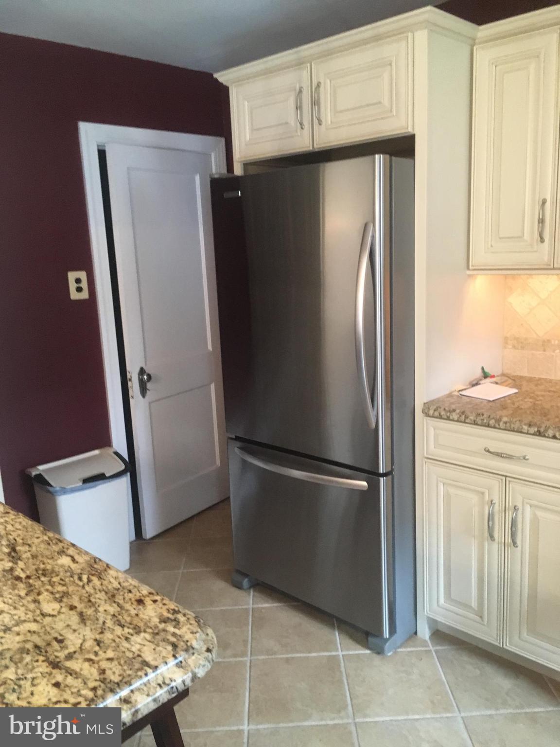 109 Valley View Road Media, PA 19063 - Photo 10 of 20 Kitchen