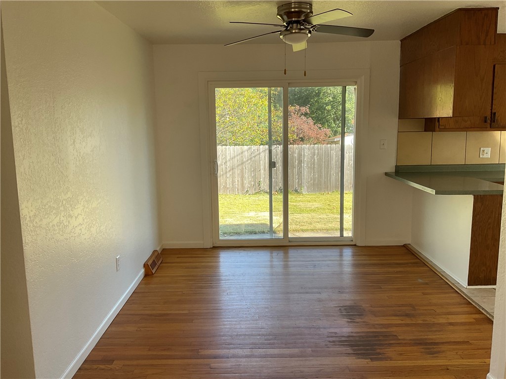 1952 Florida Court Decatur, IL 62521 - Photo 6 of 9