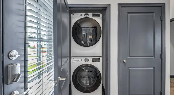 $1,699 | 4250 Woodridge Parkway, Unit 1084, Porter, TX 77365