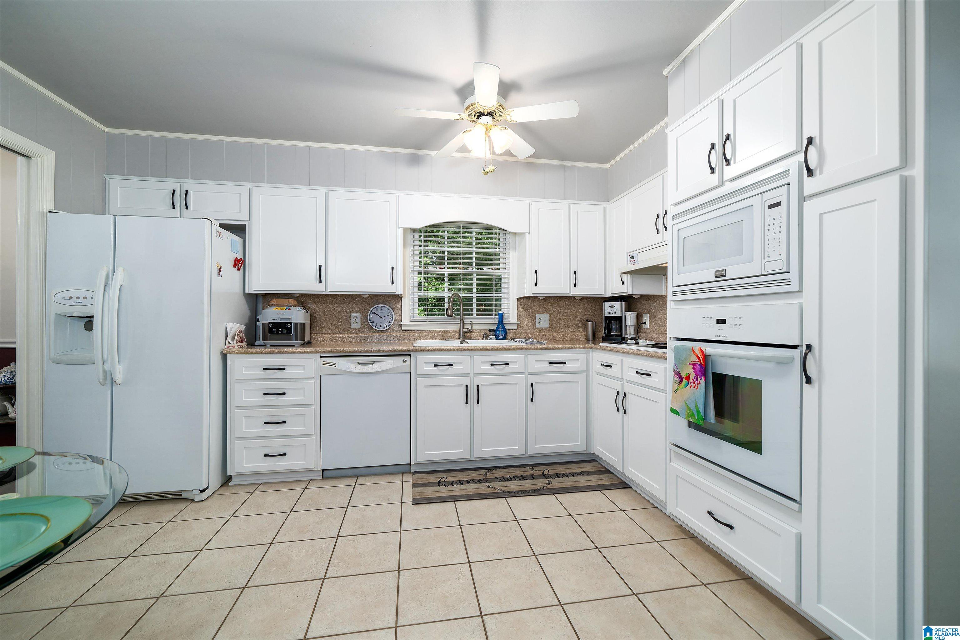 8422 North Valley Road Pinson, AL 35126 - Photo 14 of 28