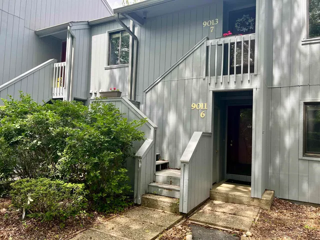 $164,900 | 9011 South Pointe Ridge Lane, Unit 6, Bloomington, IN 47401