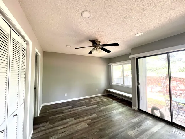 $164,900 | 9011 South Pointe Ridge Lane, Unit 6, Bloomington, IN 47401