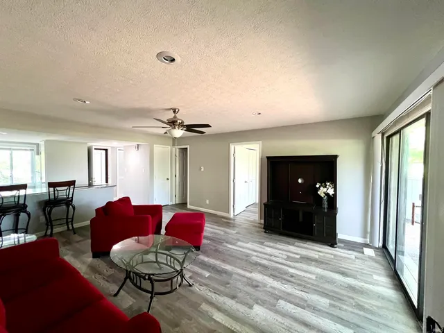 $164,900 | 9011 South Pointe Ridge Lane, Unit 6, Bloomington, IN 47401