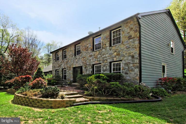 2320 Staley Road Reston, VA 20191 - Photo 30 of 30 Exterior (Front)