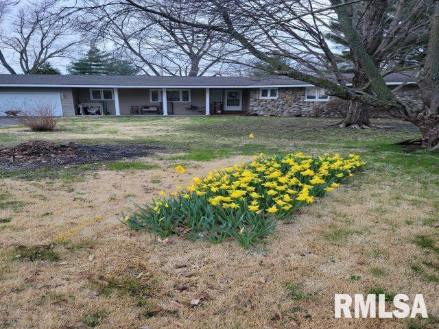 321 Lynwood Lane Springfield, IL 62703 - Photo 1 of 1