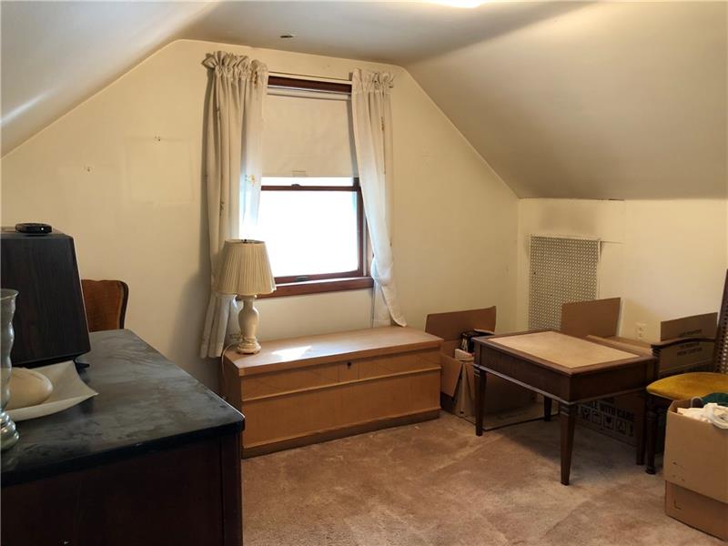 2650 Ridge Rd Extension Baden, PA 15005 - Photo 16 of 25 Third Bedroom, also on the upper floor