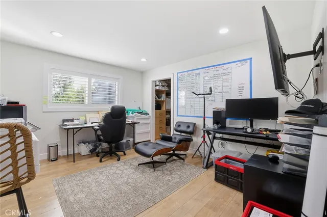 $1,560,000 | 23956 Los Rosas Street, West Hills, CA 91304