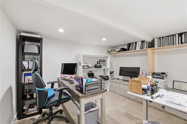 $1,560,000 | 23956 Los Rosas Street, West Hills, CA 91304