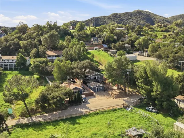 $1,560,000 | 23956 Los Rosas Street, West Hills, CA 91304