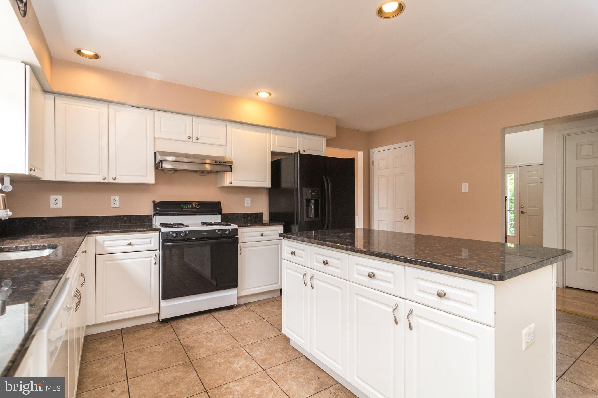 253 Rock Run Road Yardley, PA 19067 - Photo 18 of 52 Gallery Image 18