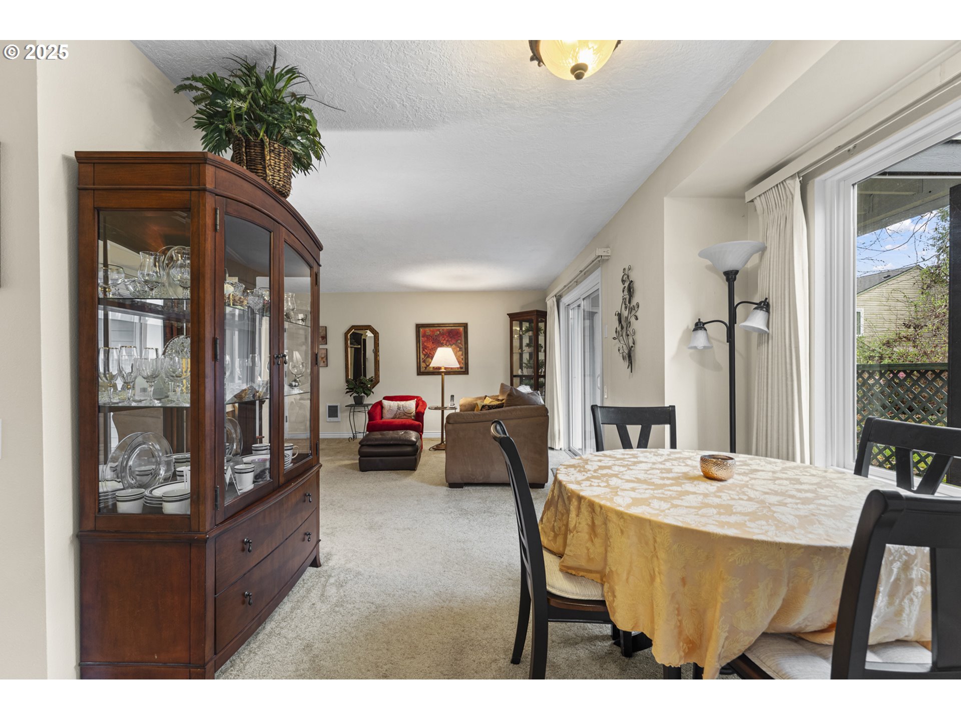 10960 Southwest Meadowbrook Drive, Unit 10 Tigard, OR 97224 - Photo 17 of 31