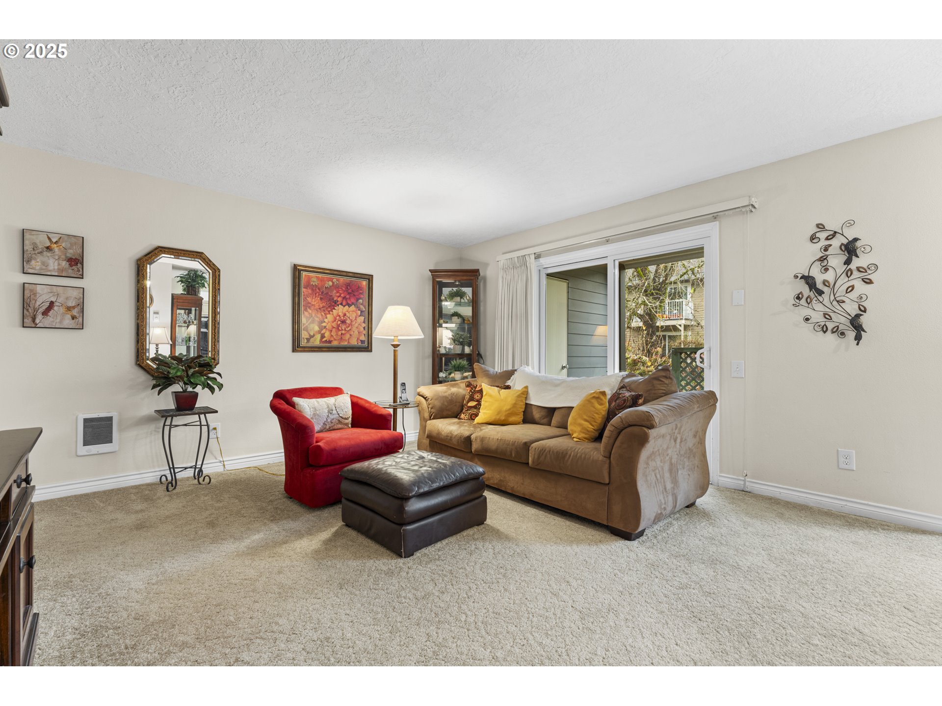 10960 Southwest Meadowbrook Drive, Unit 10 Tigard, OR 97224 - Photo 6 of 31