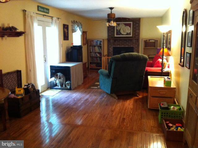 1867 Khyber Pass Road Linden, VA 22642 - Photo 9 of 20 Den