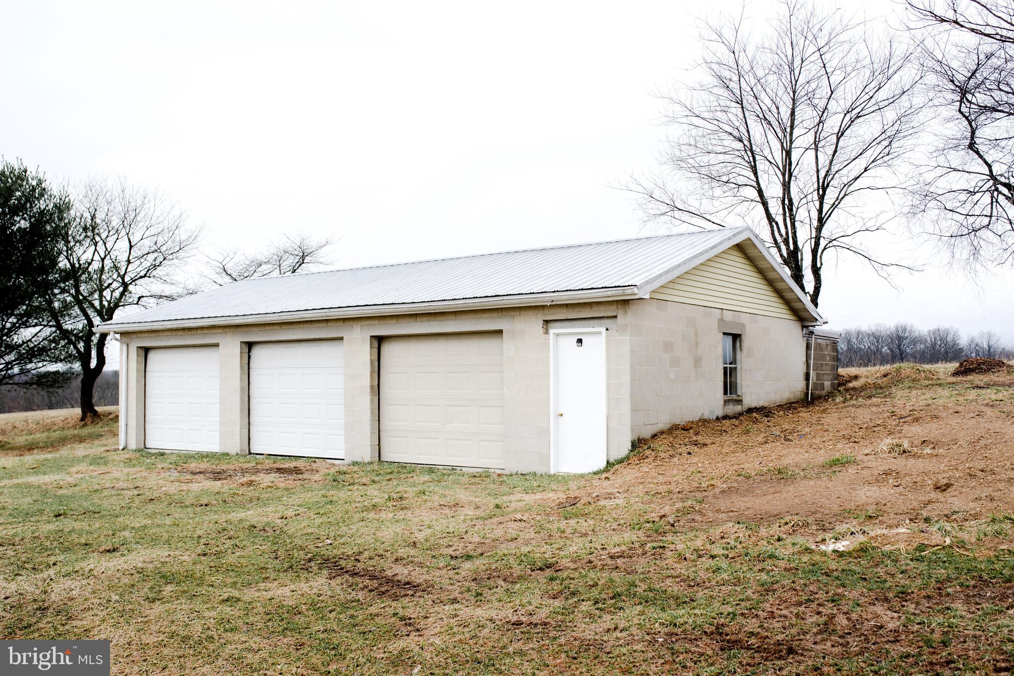 1135 Easy Road Carlisle, PA 17015 - Photo 30 of 35 Gallery Image 30