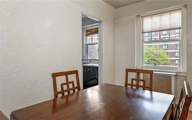 $169,500 | 166 North Dithridge Street, Unit 1F, Pittsburgh, PA 15213