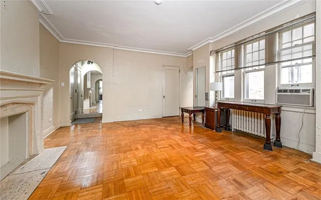 $169,500 | 166 North Dithridge Street, Unit 1F, Pittsburgh, PA 15213