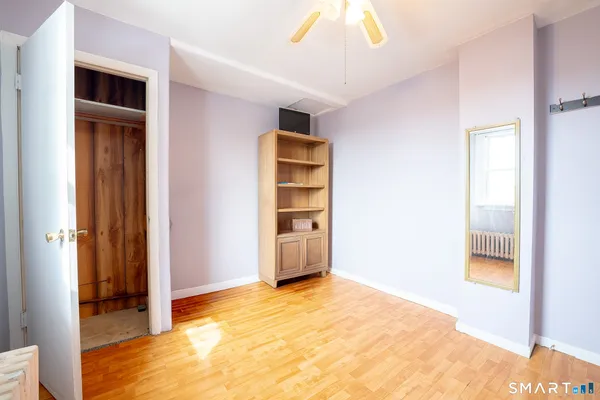 $259,900 | 360 Saunders Avenue, Bridgeport, CT 06606