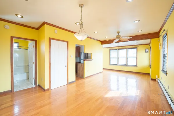 $259,900 | 360 Saunders Avenue, Bridgeport, CT 06606