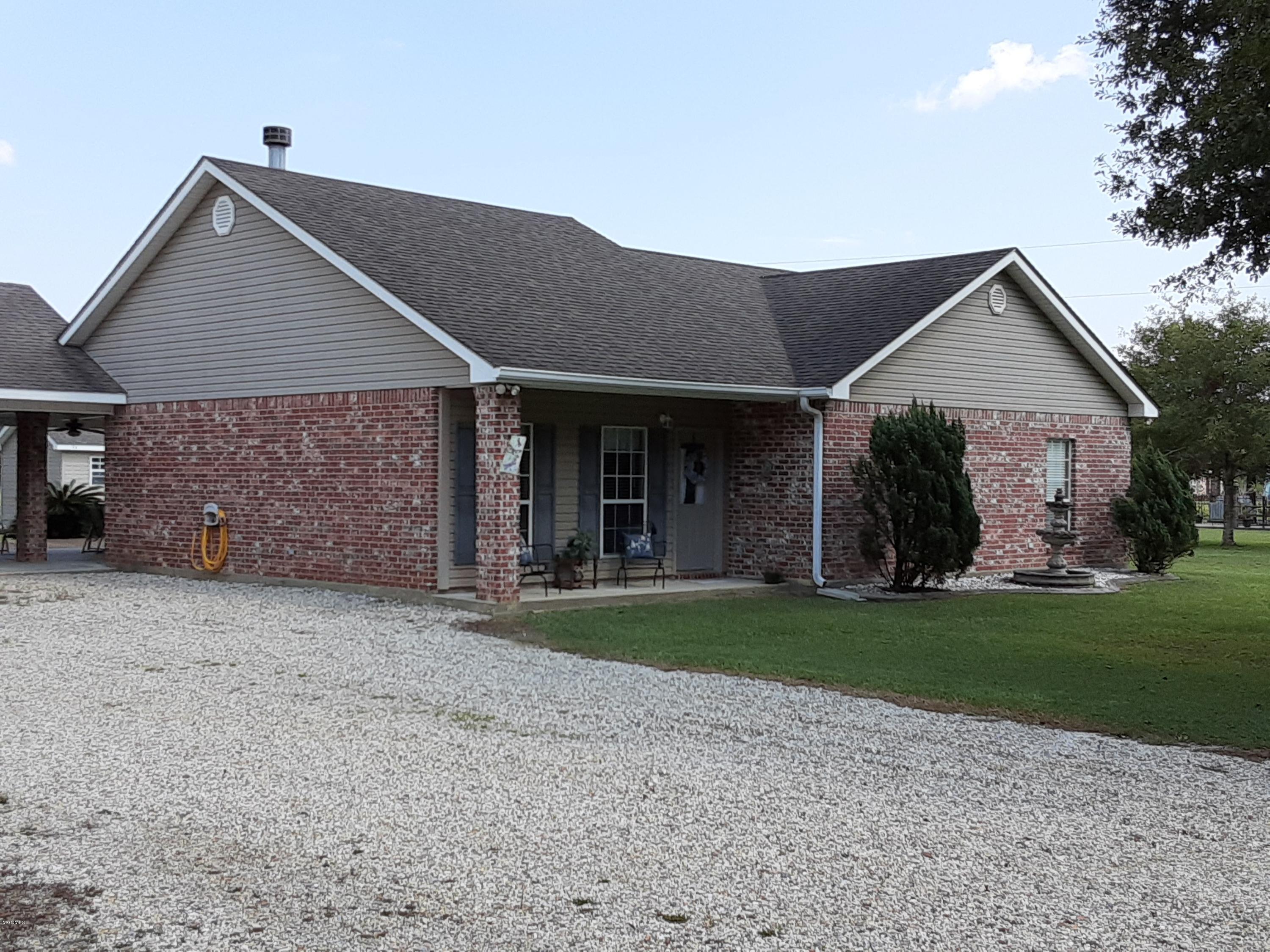 138 Matthews Road Carriere, MS 39426 - Photo 3 of 46 20200809_153902