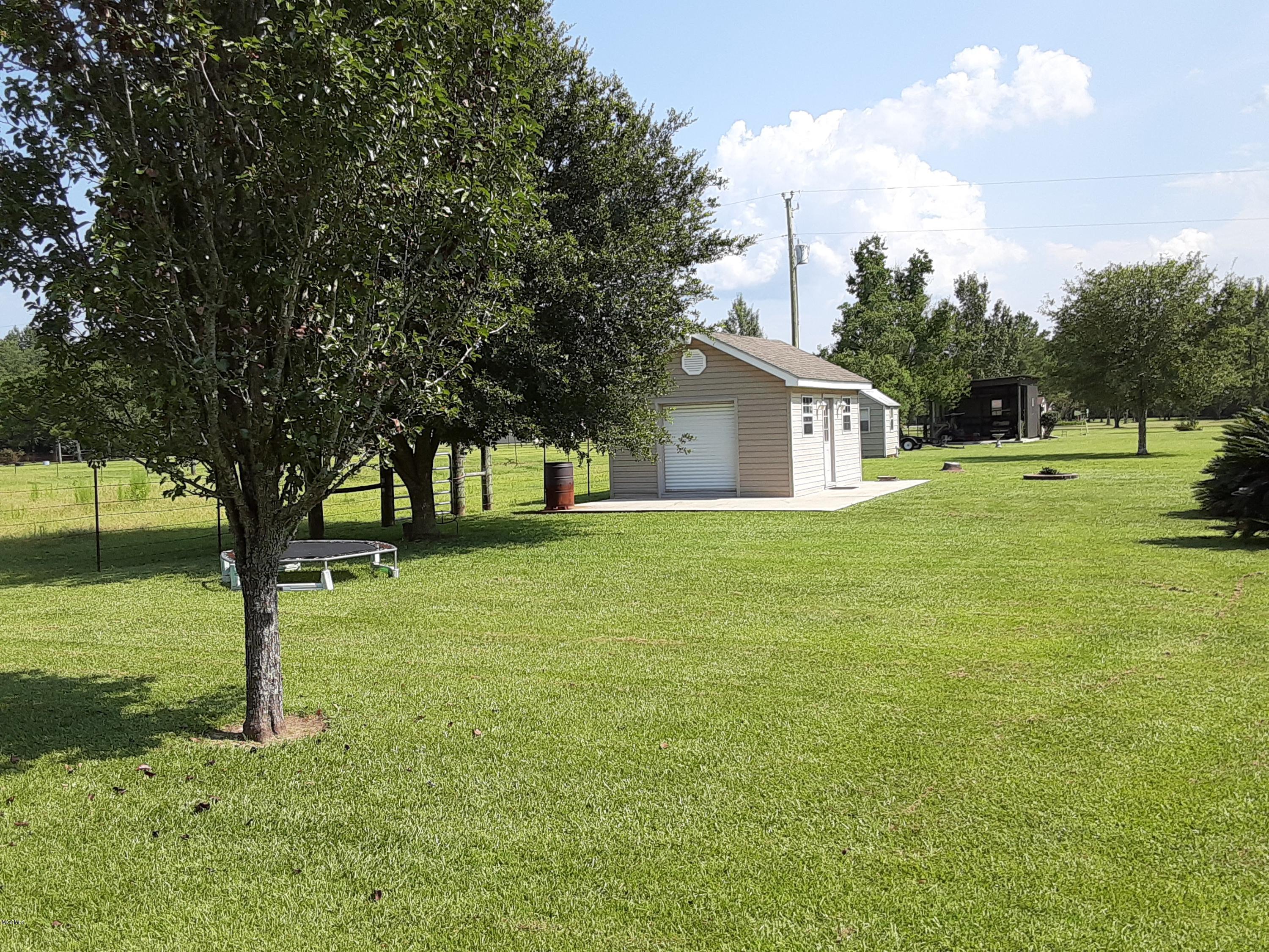 138 Matthews Road Carriere, MS 39426 - Photo 38 of 46 20200809_153455