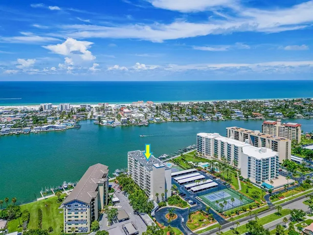 $3,250 | 660 Island Way, Unit 901, Clearwater Beach, FL 33767