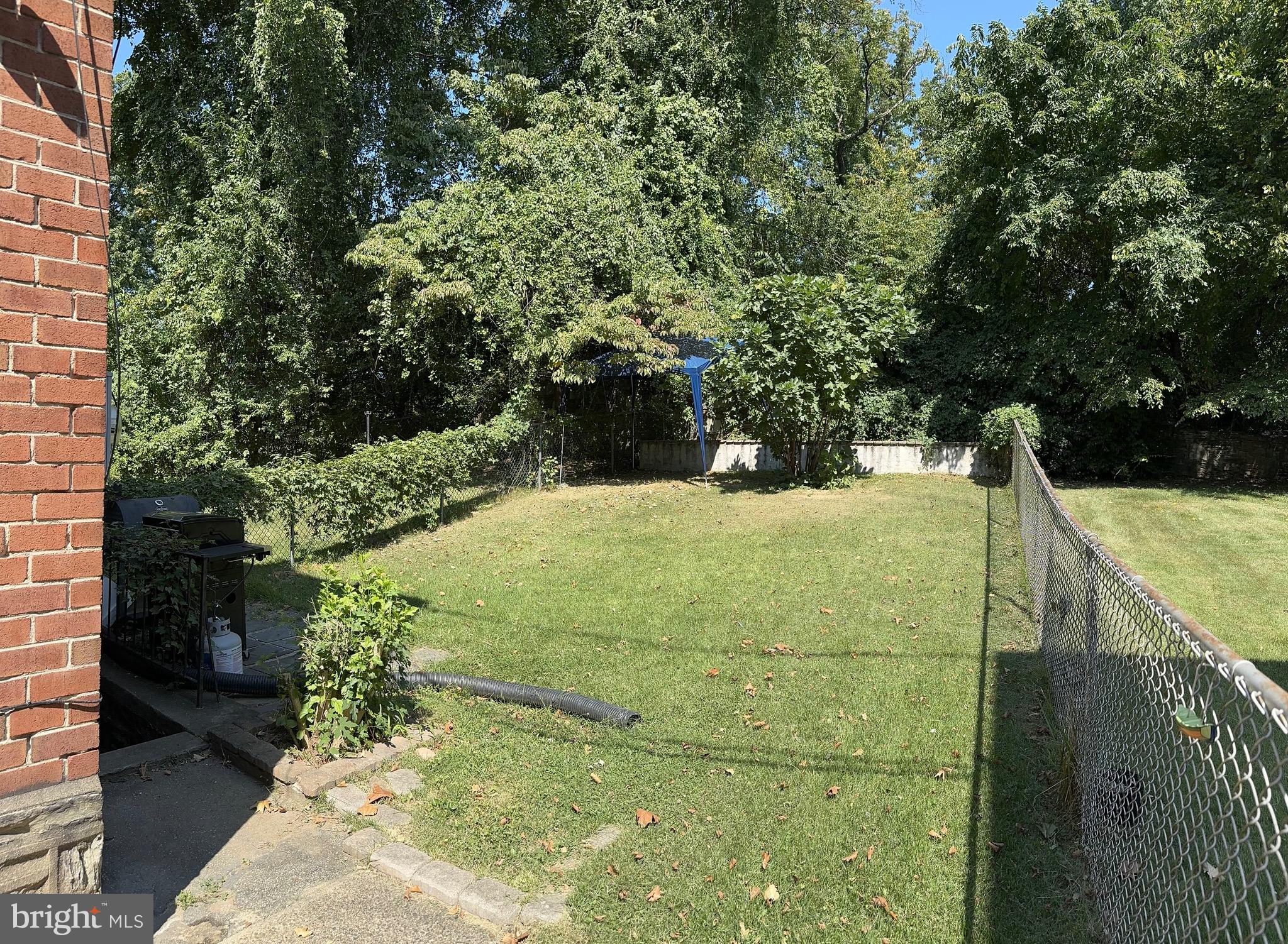 203 Robbins Street Philadelphia, PA 19111 - Photo 6 of 31 a view of a outdoor space