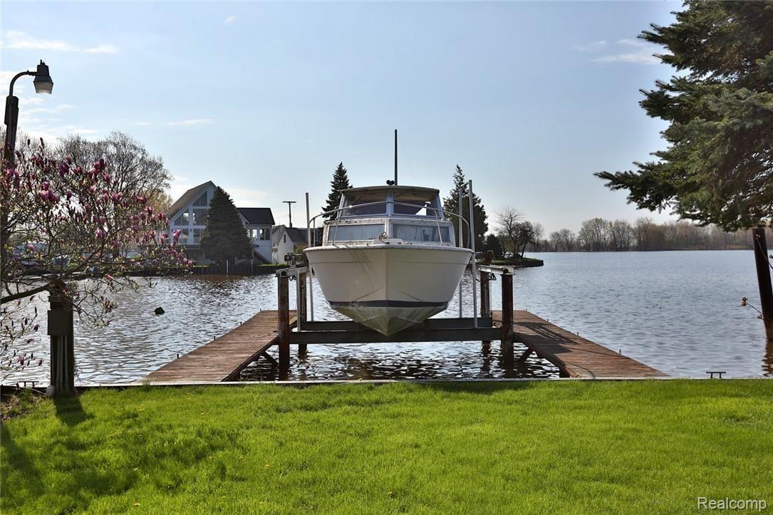 7050 Star Lane Road Newport, MI 48166 - Photo 10 of 43 2B8A5908.jpg