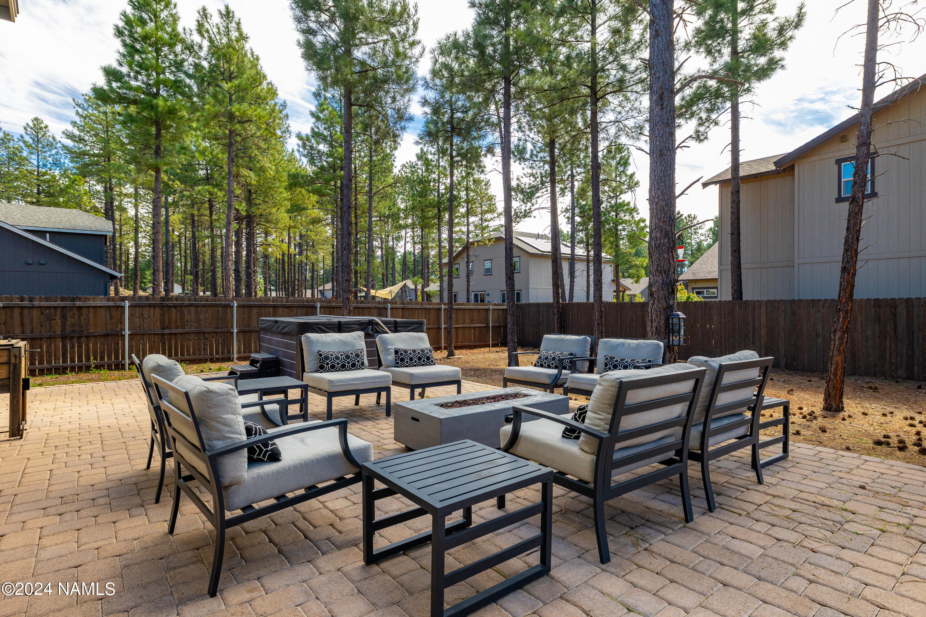 2837 West Hare Drive Flagstaff, AZ 86001 - Photo 23 of 27 Patio furniture conveys!