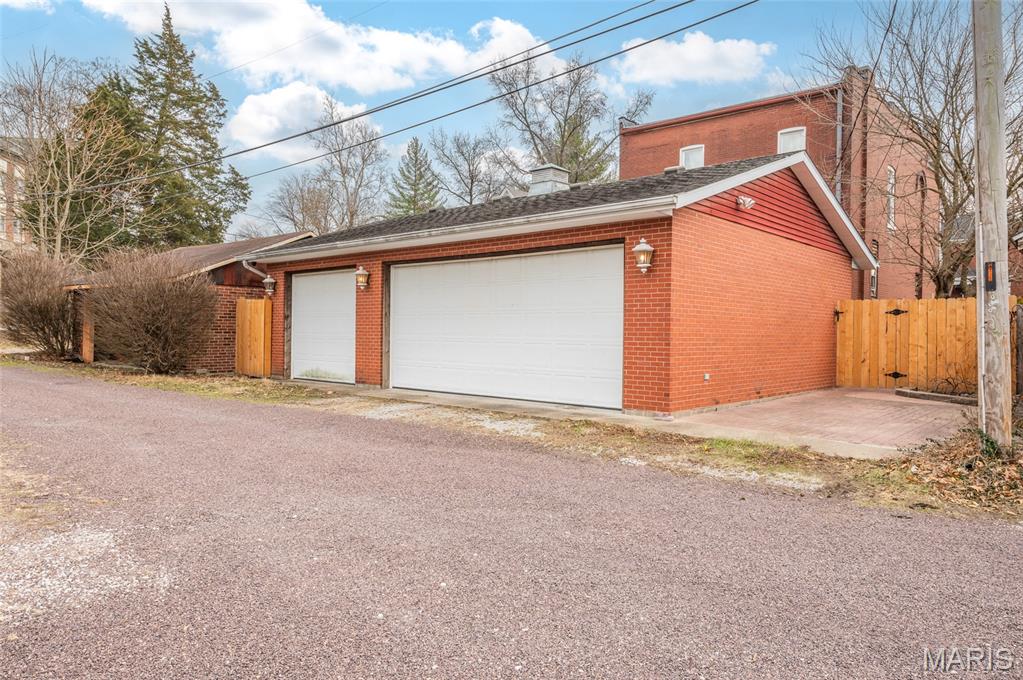 909 East Main Street Belleville, IL 62220 - Photo 31 of 33