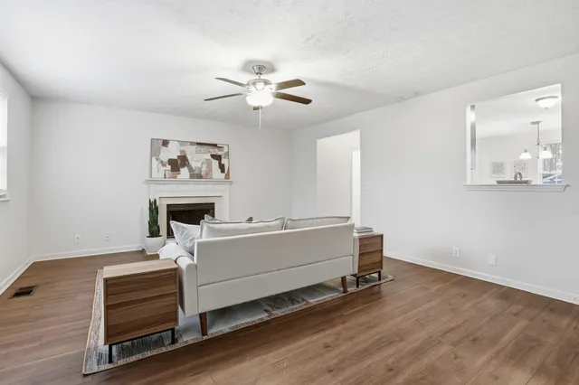 a view of room with workspace