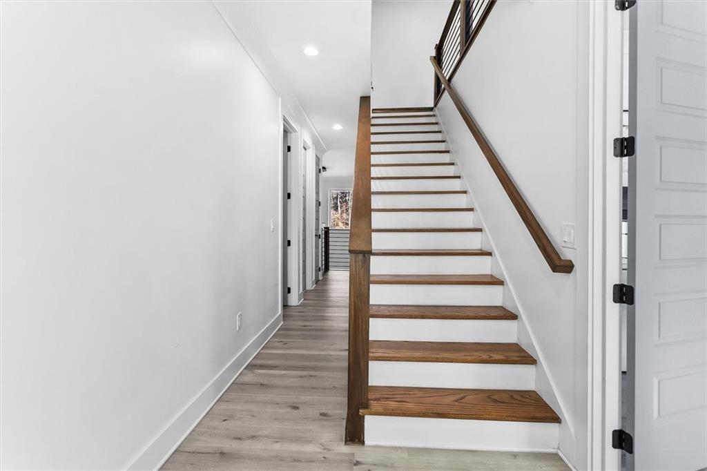 658 Rockbridge Road Northwest Lilburn, GA 30047 - Photo 12 of 61 a view of entryway
