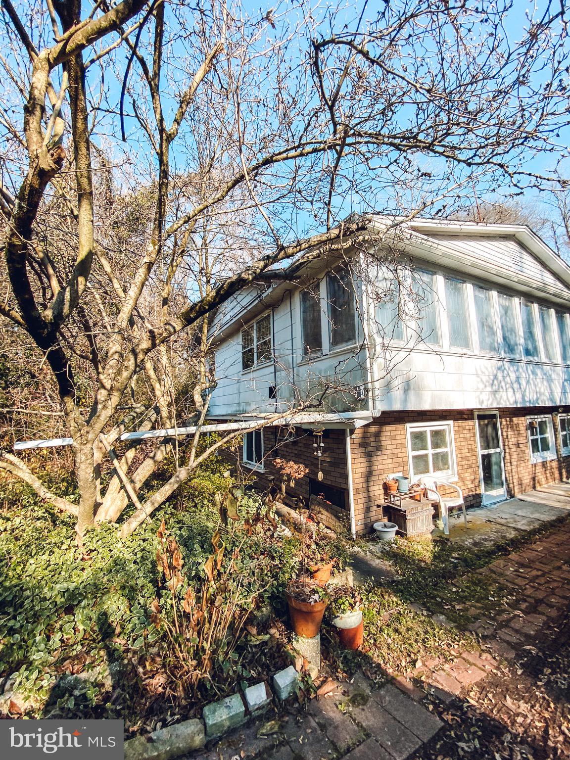 141 Fursin Avenue Buena, NJ 08310 - Photo 4 of 50