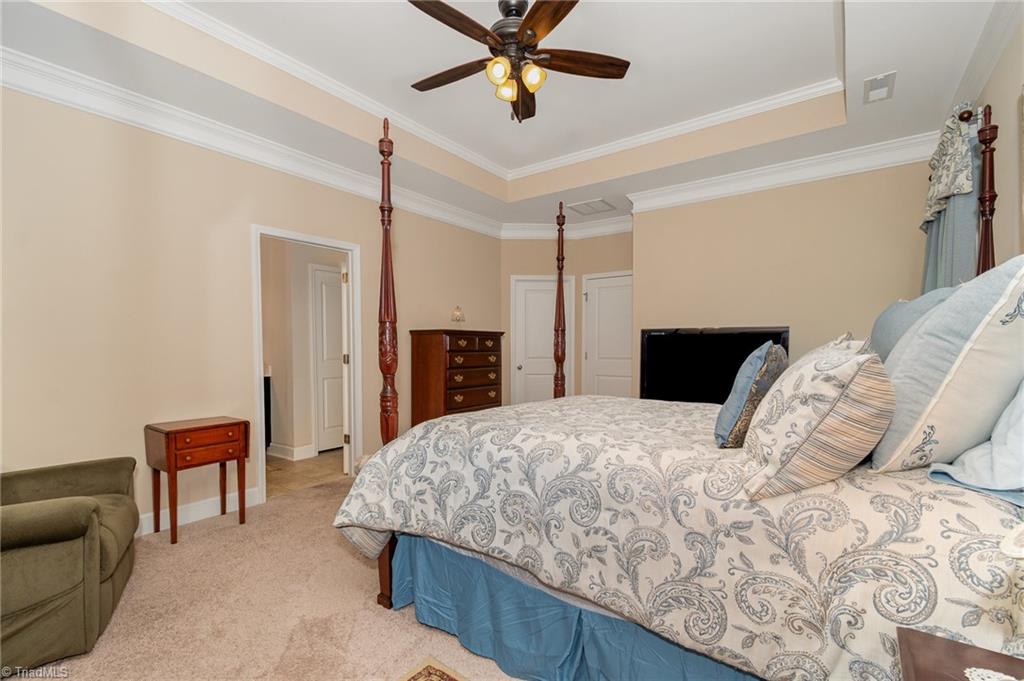 204 Summerwalk Road Greensboro, NC 27455 - Photo 12 of 29