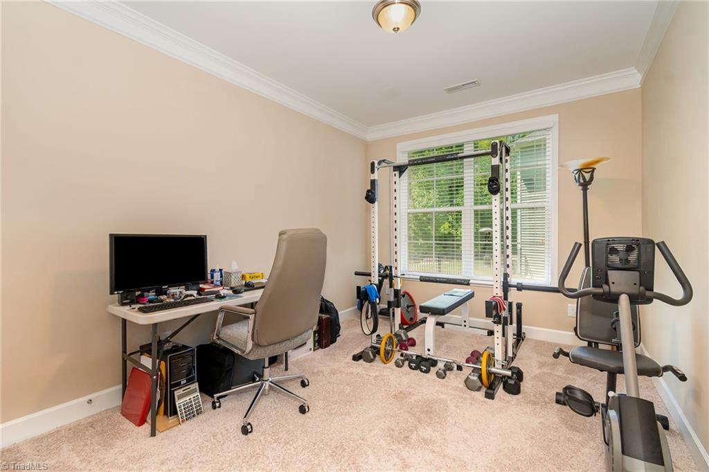 204 Summerwalk Road Greensboro, NC 27455 - Photo 15 of 29