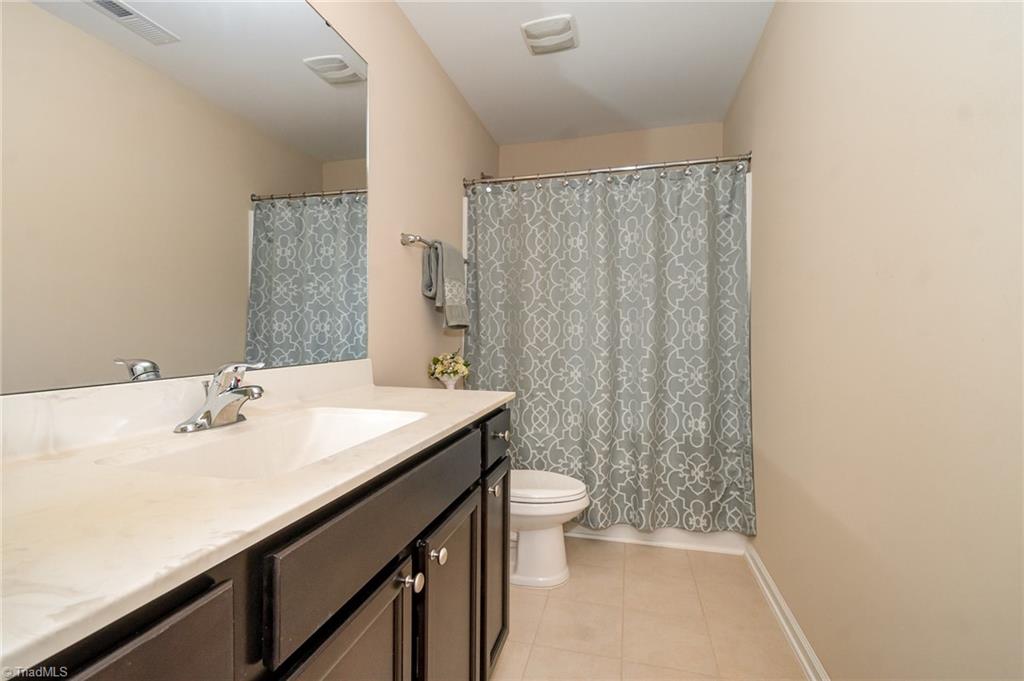 204 Summerwalk Road Greensboro, NC 27455 - Photo 24 of 29