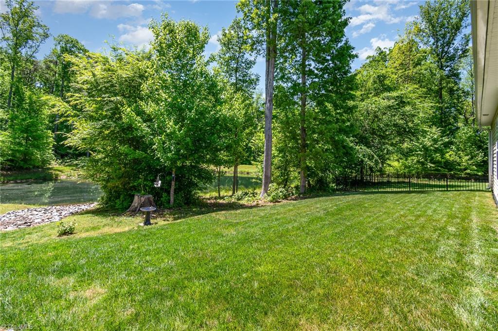 204 Summerwalk Road Greensboro, NC 27455 - Photo 25 of 29