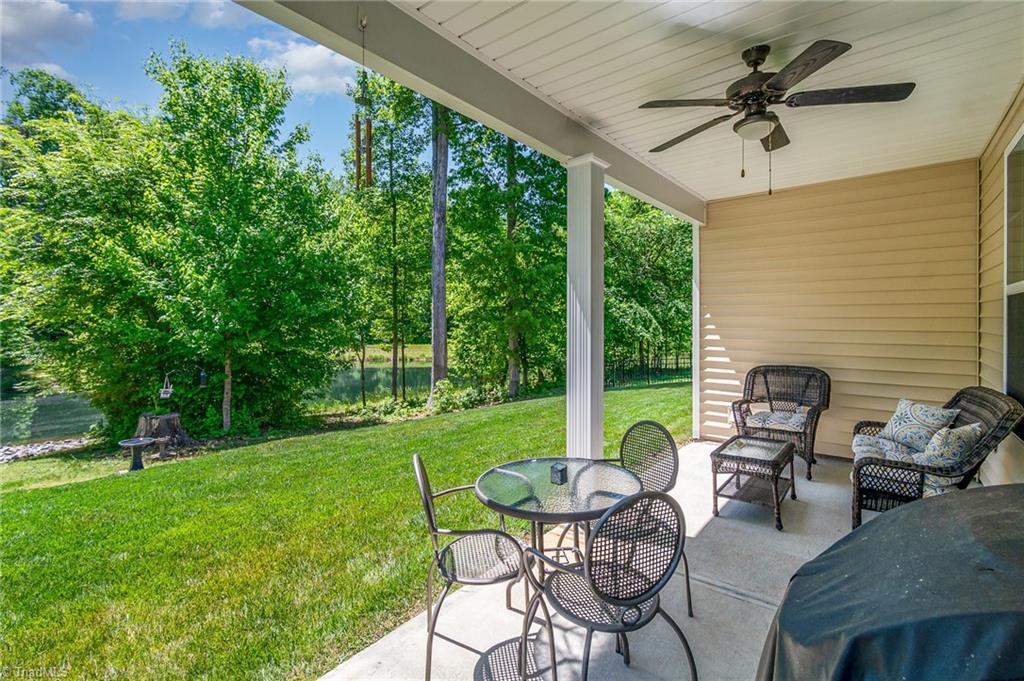 204 Summerwalk Road Greensboro, NC 27455 - Photo 6 of 29