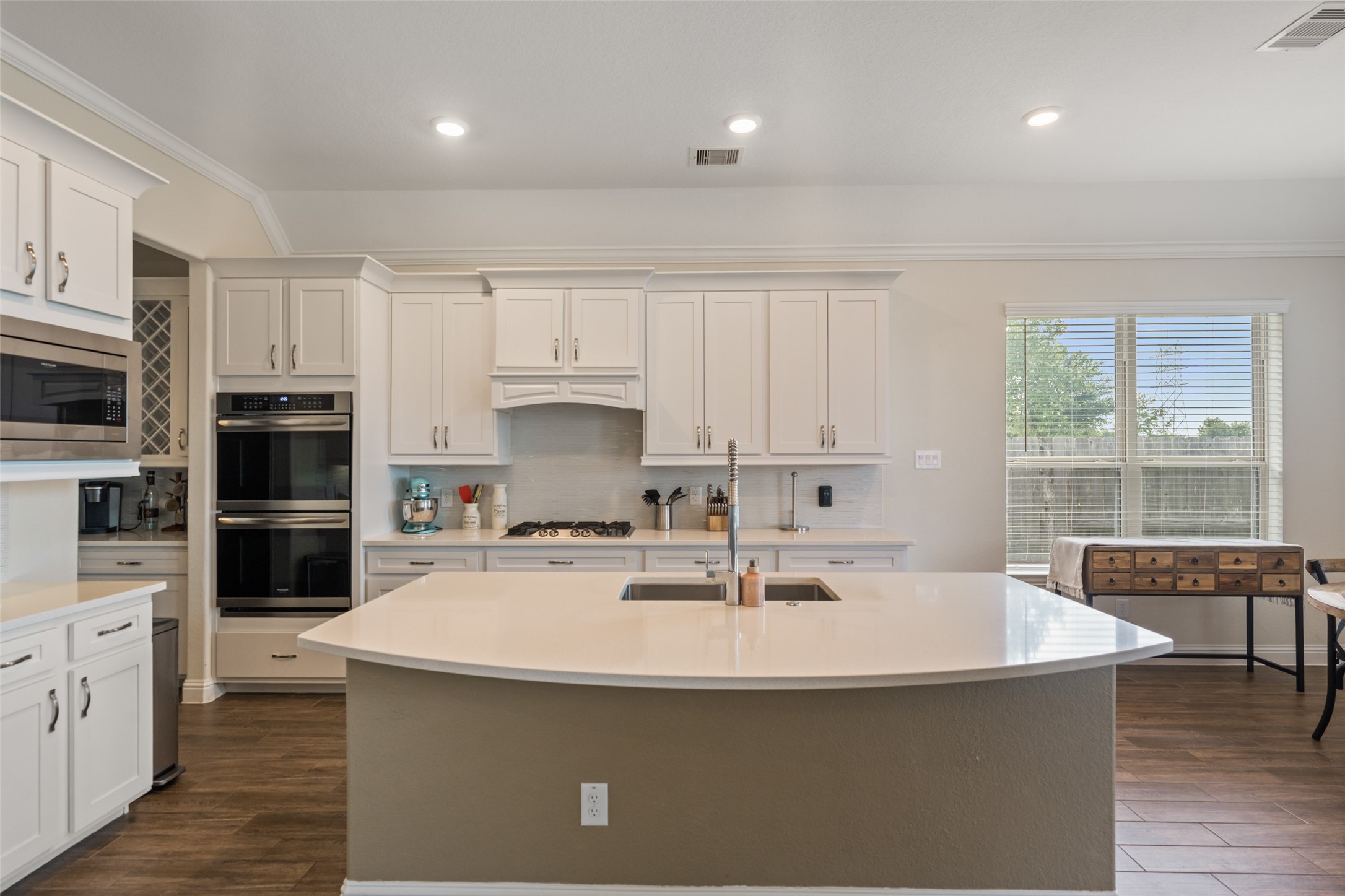 13710 Bethel Wy Crossing Rosharon, TX 77583 - Photo 9 of 43