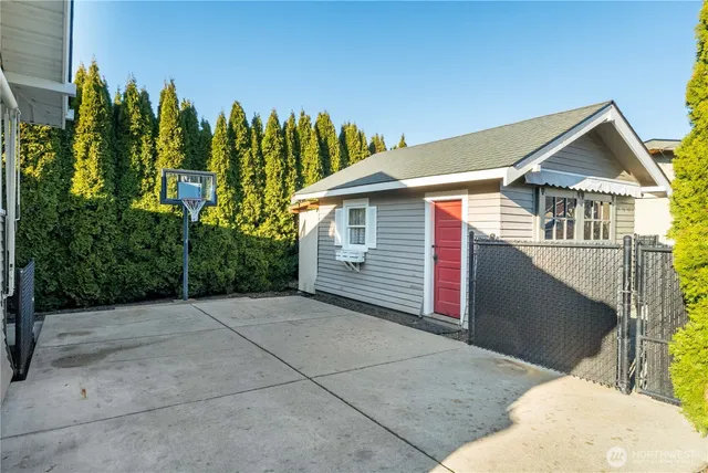 $659,000 | 1705 Marshall Avenue, Enumclaw, WA 98022